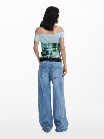 Tricou de la Desigual pe albastru