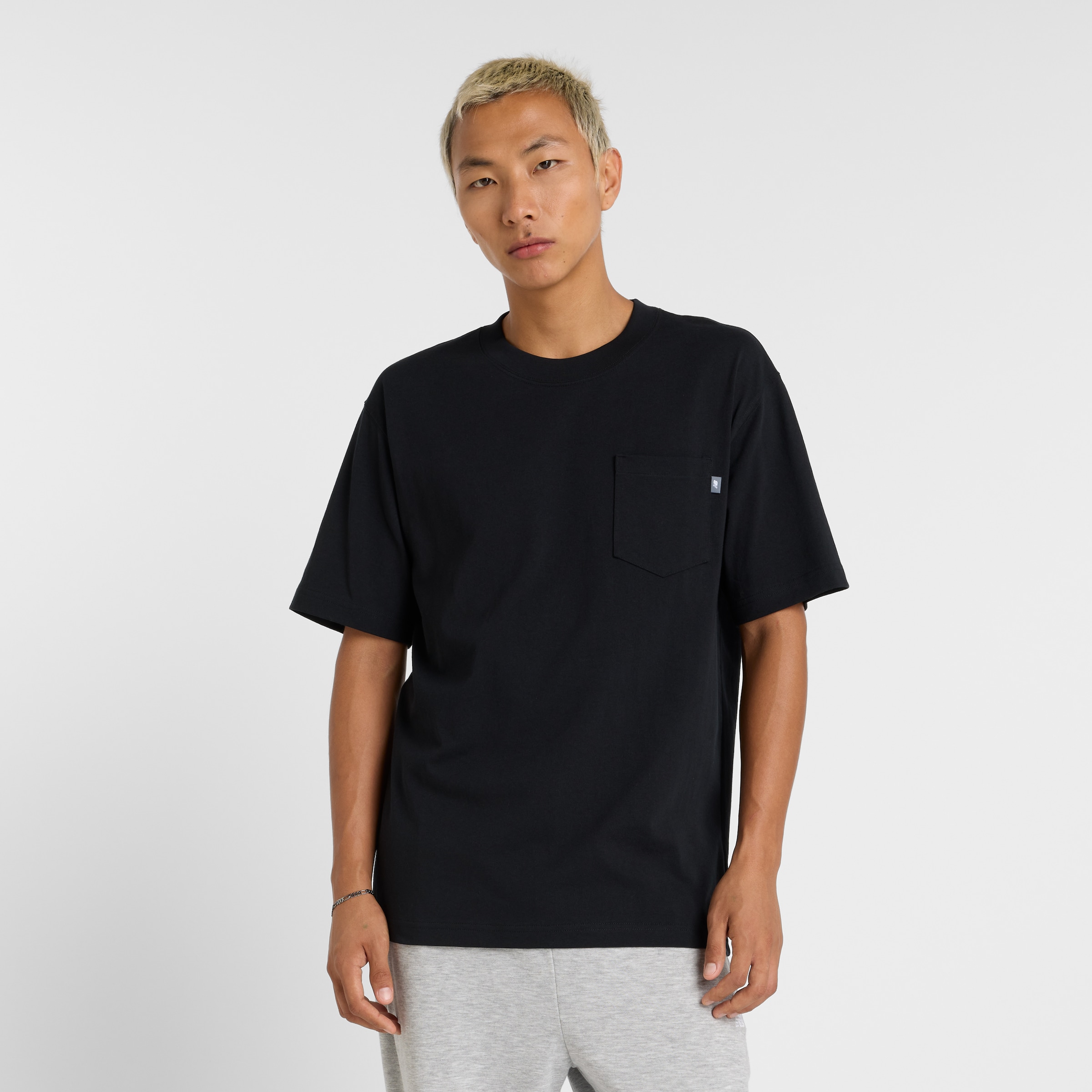 T-Shirt fonctionnel 'Athletics' new balance en noir : devant