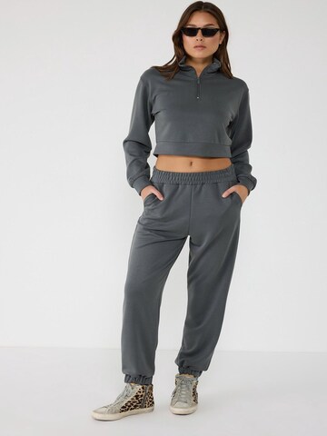 No Matter What Tapered Hose in Grau: Vorderseite