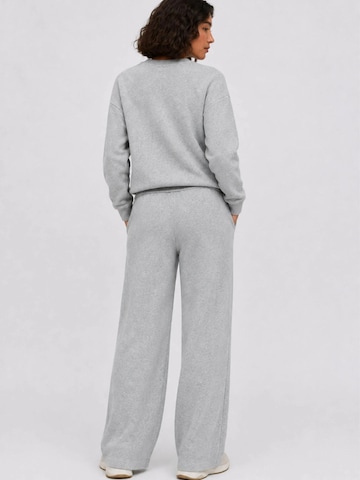 Wide leg Pantaloni di ONLY in grigio