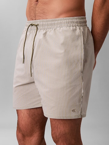 Shorts de bain 'Seersucker' Calvin Klein Swimwear en gris