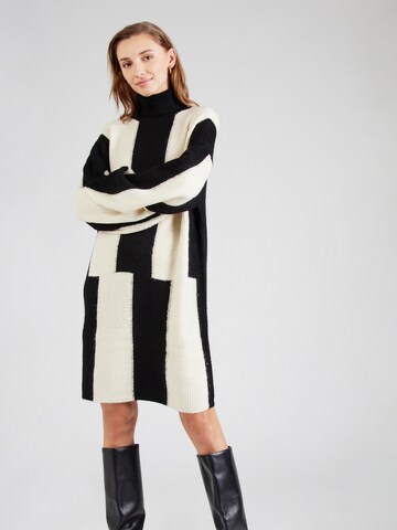 Robes en maille 'VISigne' VILA en noir : devant