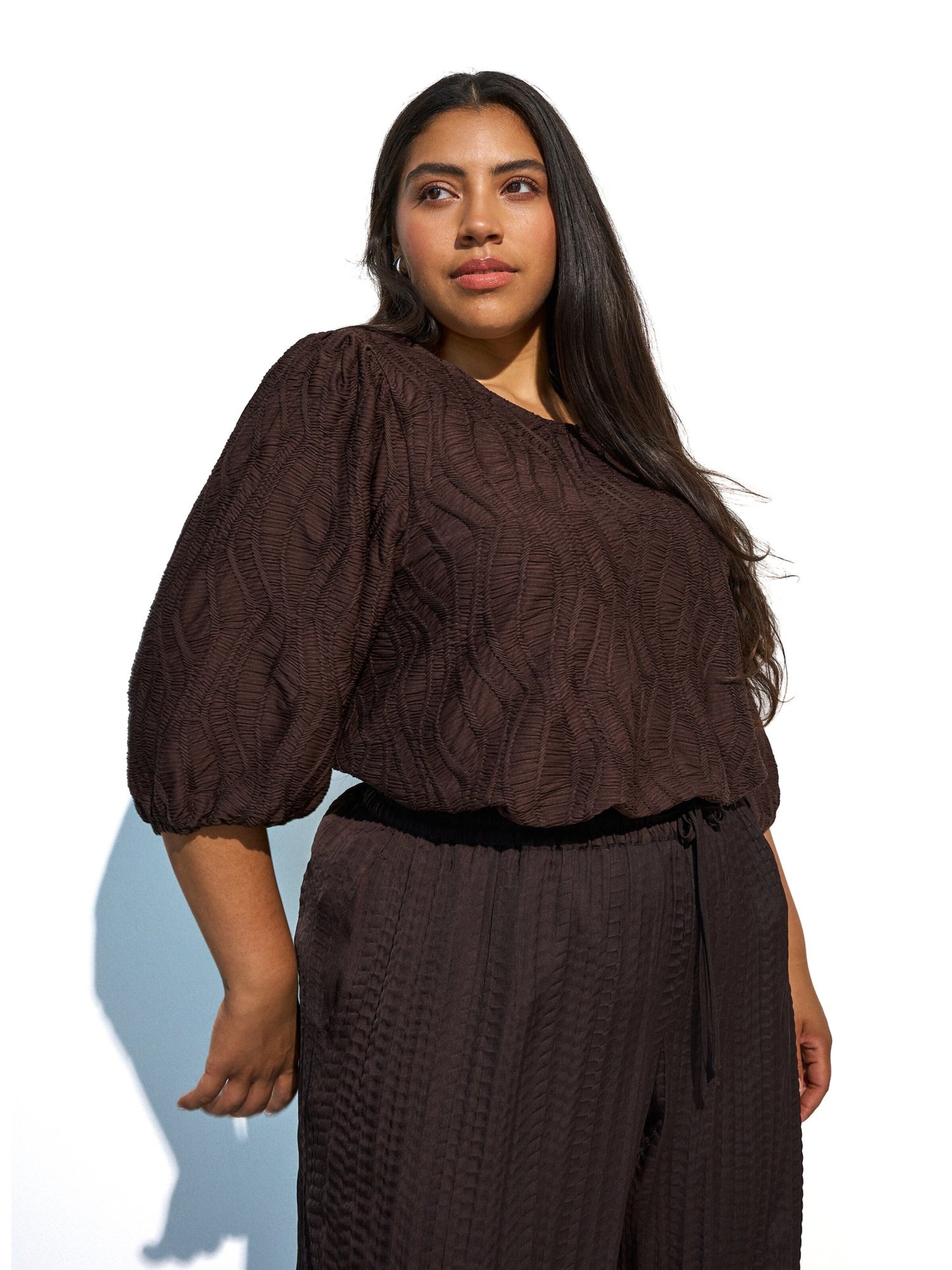 Zizzi Blouse 'ELOTUS' in Brown: front