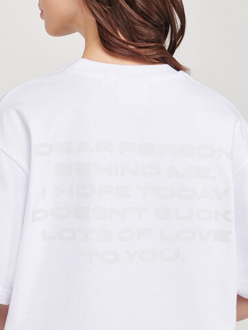 T-Shirt 'Goal' ABOUT YOU x VIAM Studio en blanc