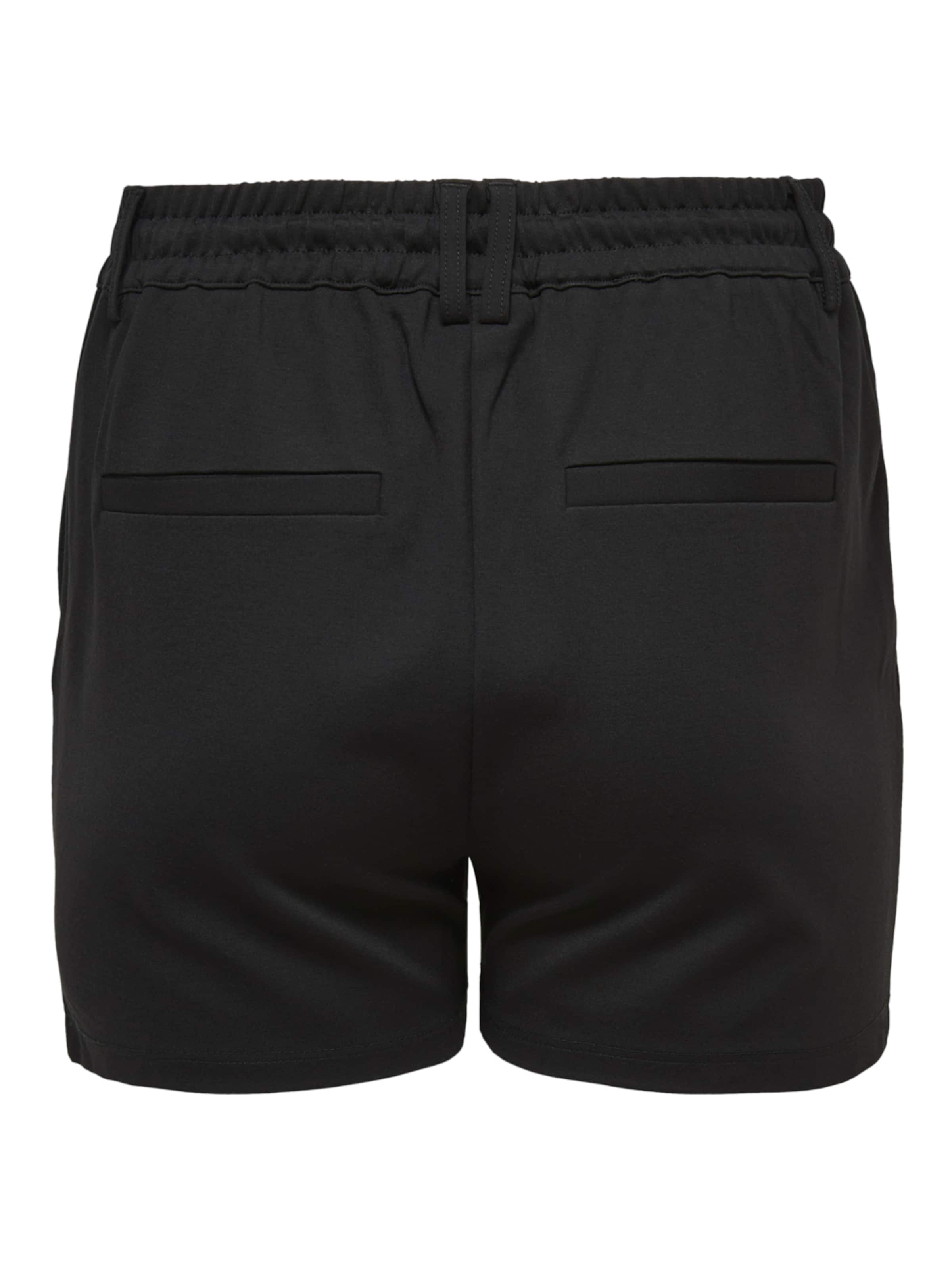 Regular Pantalon à pince 'Goldtrash Easy' ONLY Carmakoma en noir