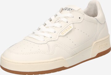 Baskets basses 'Jinny' GUESS en blanc : devant