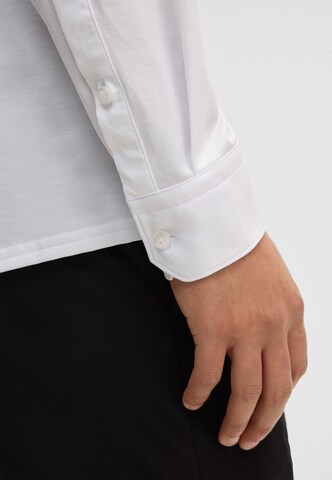 Coupe slim Chemise 'Spike' STRELLSON en blanc