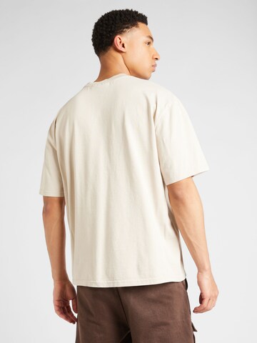 T-Shirt 'LAYTON' Pegador en beige