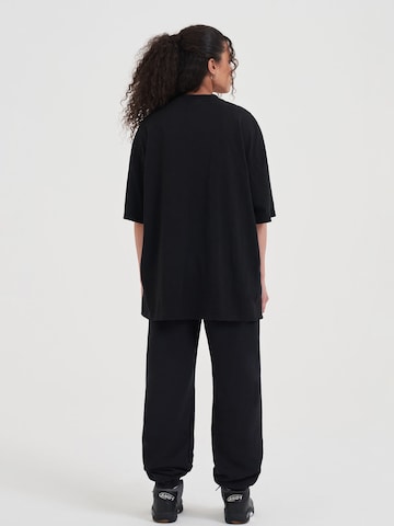 AND1 Oversize póló - fekete