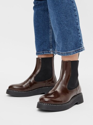 Chelsea Boots 'GISSEL' Bianco en marron : devant