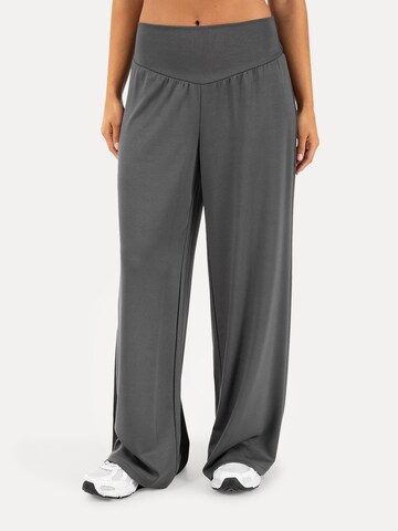 Loosefit Pantalon ' Jorina ' Smilodox en gris : devant