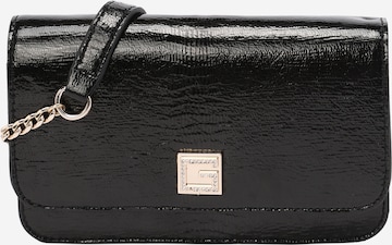 GUESS Чанта с презрамки в черно: отпред