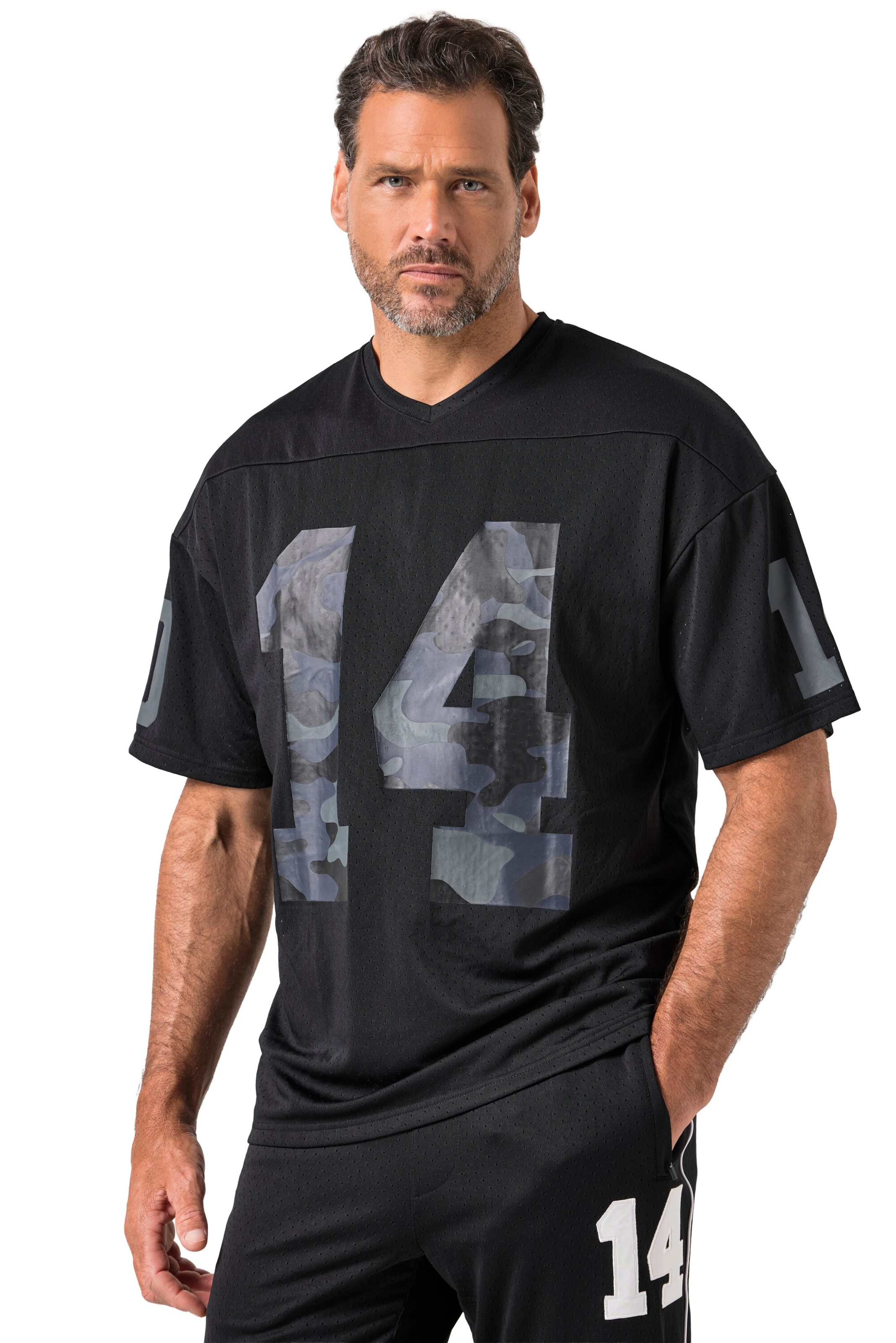 JAY-PI Shirt in Zwart: voorkant