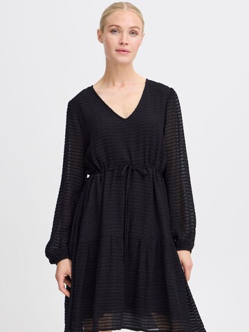 Robe 'Helia' b.young en noir : devant