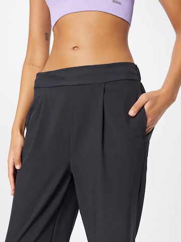 ESPRIT - Tapered Pantalón deportivo en negro