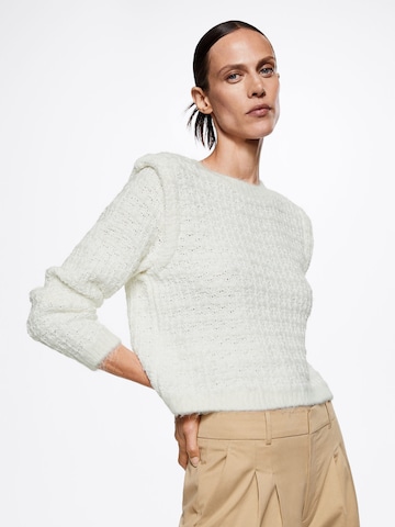 MANGO Tröja 'SNOWY' i beige: framsida