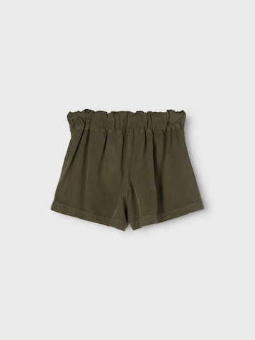 NAME IT - regular Pantalón en verde