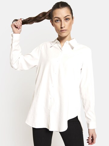 Squad the label Blouse in Wit: voorkant