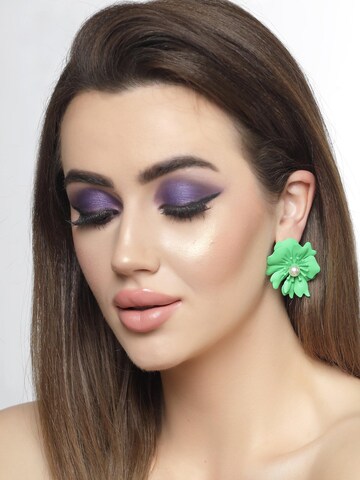 Boucles d'oreilles 'Karolinata' AVANT-GARDE PARIS en vert