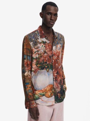 Coupe regular Chemise Desigual en marron : devant