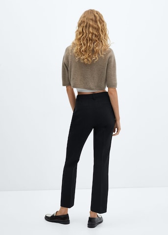 Coupe slim Pantalon à plis 'Bosco' MANGO en noir