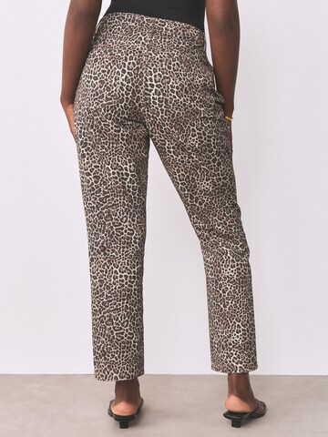 Next Regular Jeans in Braun