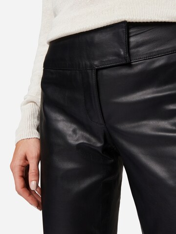 Slimfit Pantaloni di RICANO in nero