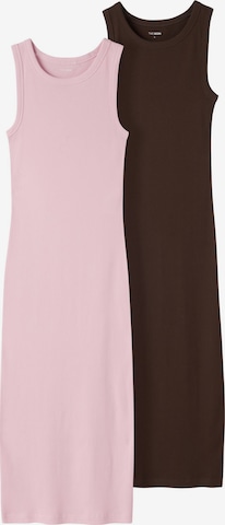 TWO SOON Kleid in Braun: Vorderseite
