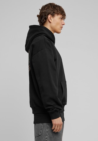 MT UpscaleSweater majica 'Sad Boy' - crna boja