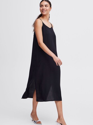 b.young - Vestido de verano en negro