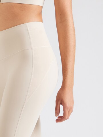 Yvette Sports Slimfit Sporthose 'Tilly' in Beige