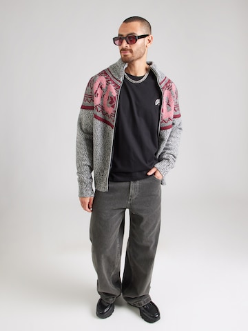 Tricou de la GCDS pe negru