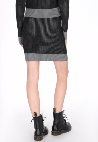 myMo ROCKS - Falda en negro