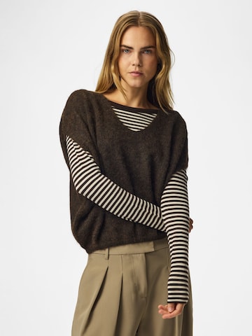 PIECES Pullover 'PCALLIE' i brun