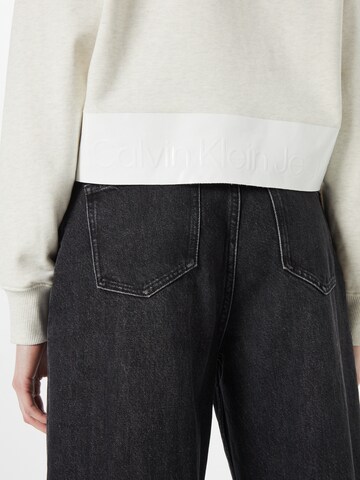 Calvin Klein Jeans Sweatshirt in Grijs