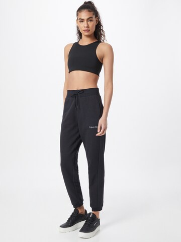 Effilé Pantalon Calvin Klein Sport en noir