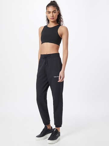 Calvin Klein Sport Tapered Sporthose in Schwarz