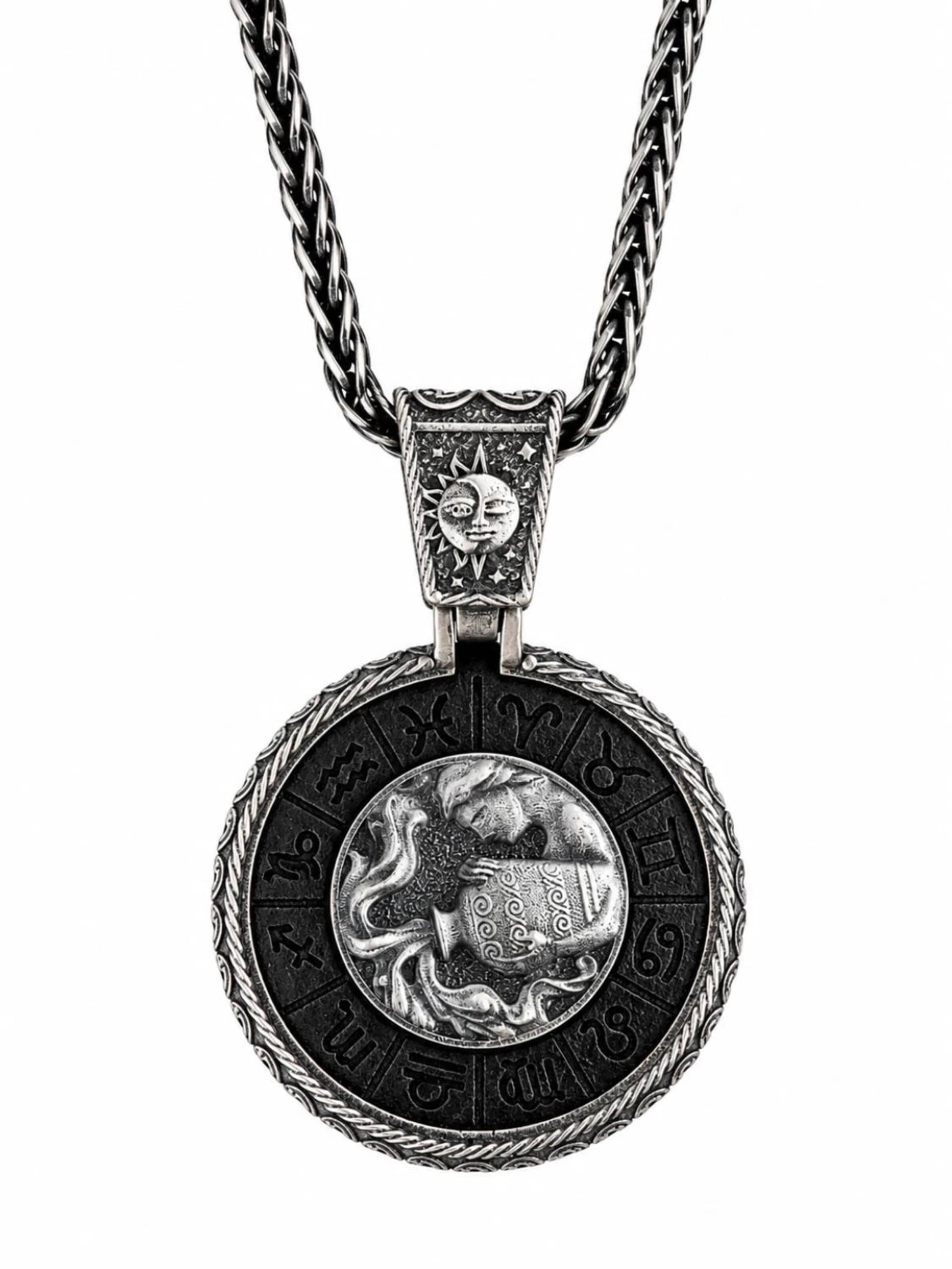 REYTEL Anhänger 'WODNIK '‌‌‌‌‌‌ in Silber: Vorderseite