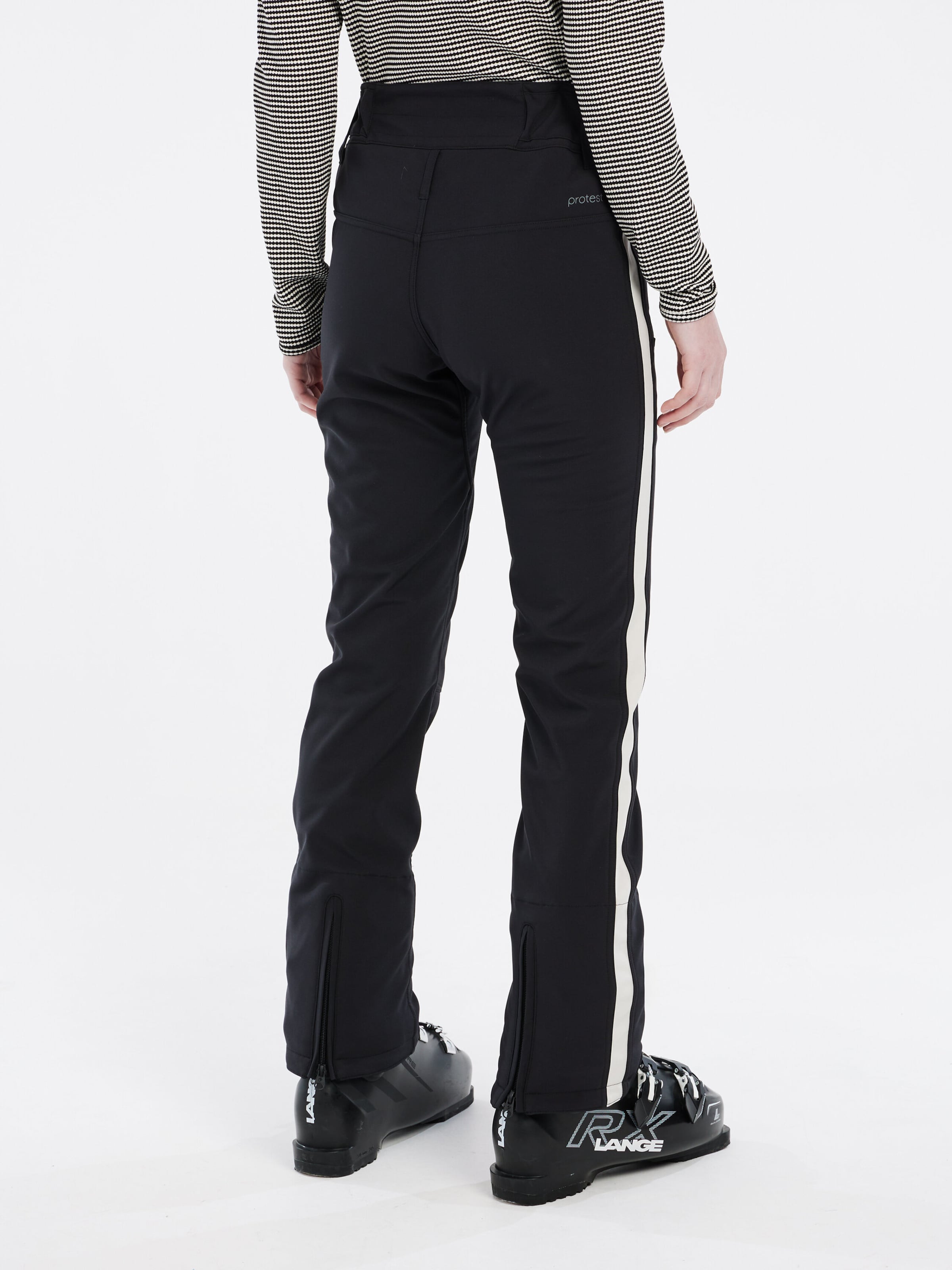 PROTEST Slimfit Sportbroek 'PRTCOCOS' in Wit