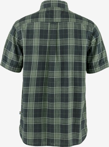 Fjällräven Regular fit Athletic Button Up Shirt 'ÖVIK TRAVEL' in Green
