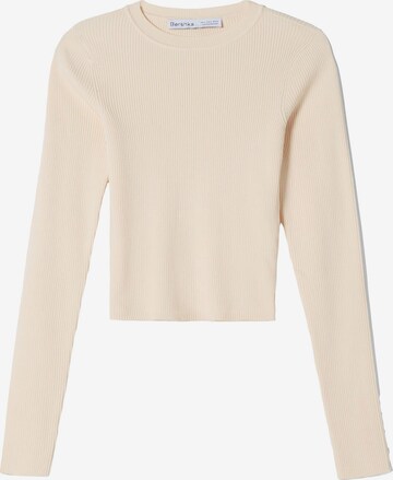 Bershka Sweater in Beige: front