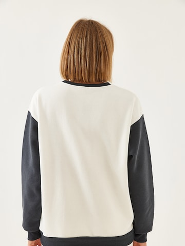 Sweat-shirt Bianco Lucci en blanc