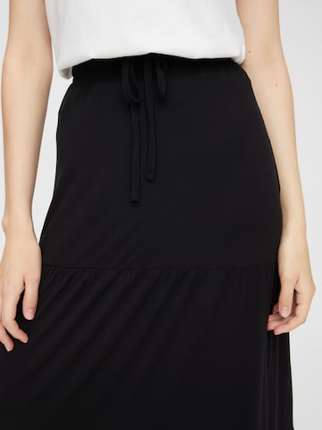 PIECES Skirt 'Neora' in Black