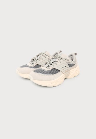 Jordan Sneaker 'Trunner' in Grau