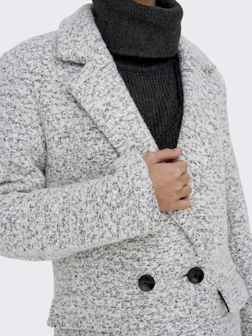 Manteau mi-saison 'NEW ALLY' ONLY en gris