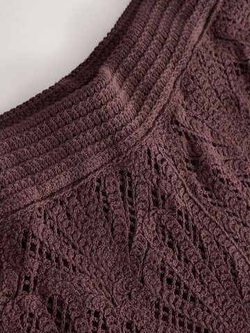 Next regular Bukser i brun