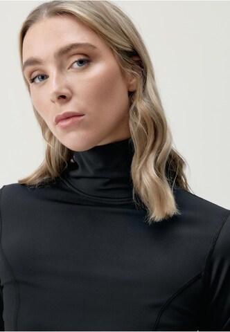 Born Living Yoga Shirt 'Leya' in Schwarz