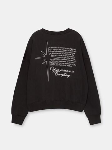 Bluză de molton de la Pull&Bear pe gri