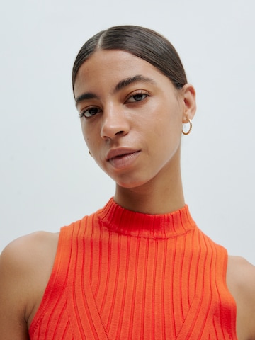 EDITED Knitted top 'Lynara' in Orange