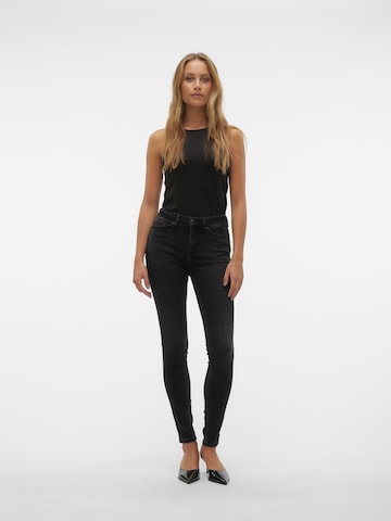 Skinny Jeans 'Flash' di VERO MODA in nero